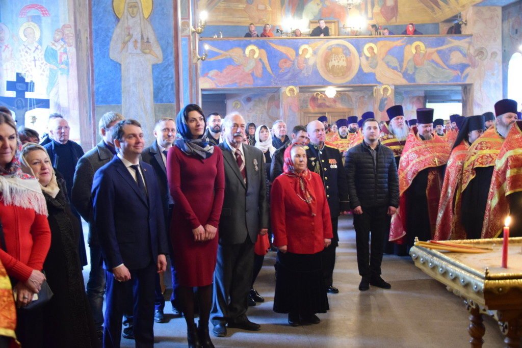 Пасхальное богослужение Мурманской митрополии